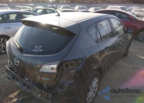 2013 Mazda Mazda3 I Touring z USA, uszkodzony, nr VIN JM1BL1L77D1792890